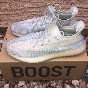 Yeezy 350 cloud white (non-reflective)